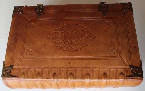 Very large most beautiful Staten-Generaal Bijbel Bybel Bible with copper / brass clasps