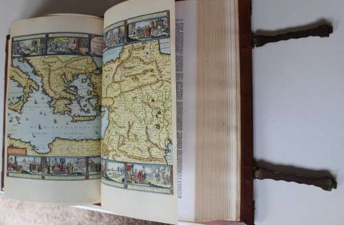 Very large most beautiful Staten-Generaal Bijbel Bybel Bible with copper / brass clasps