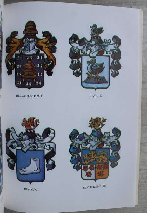 C. PAMA: DIE GROOT AFRIKAANSE FAMILIE-NAAMBOEK