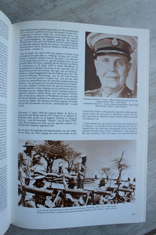 S.A. Polisie Gedenkalbum / S.A. Police Commemorative Album - 1913 - 1988