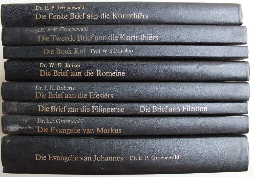 8 x Afrikaanse Kommentare reeks