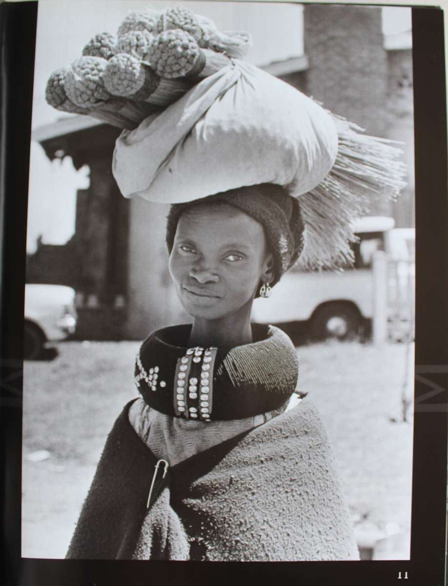 Amandebele -  Peter Magubane