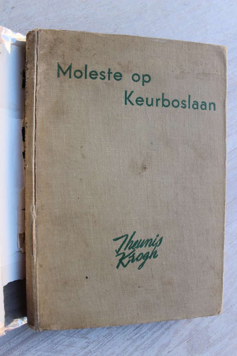 Moleste op Keurboslaan - Theunis Krogh