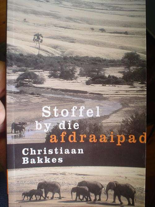 Stoffel by die afdraaipad - Bakkes