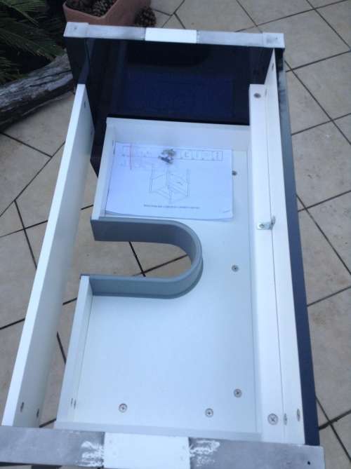 Stunning gloss black basin cabinet