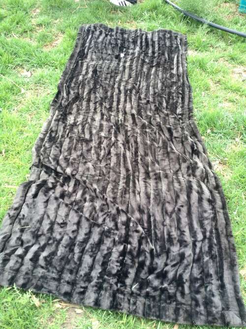 stunning chocolate brown faux fur blanket
