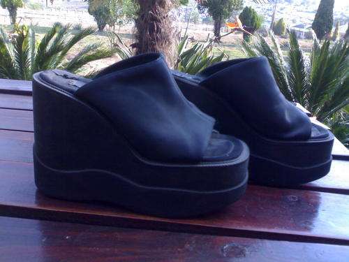 Black Ladies 6 zoom shoes