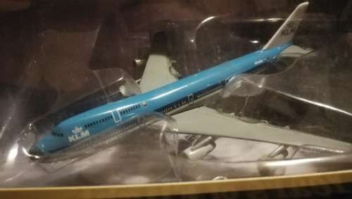 100 Years of flight Corgi Showcase collection