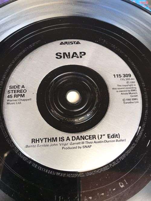 SNAP ~ RHYTHM IS A DANCER (7 SINGLE 45 RPM) 1992 UK PRESS BENITO BENITES