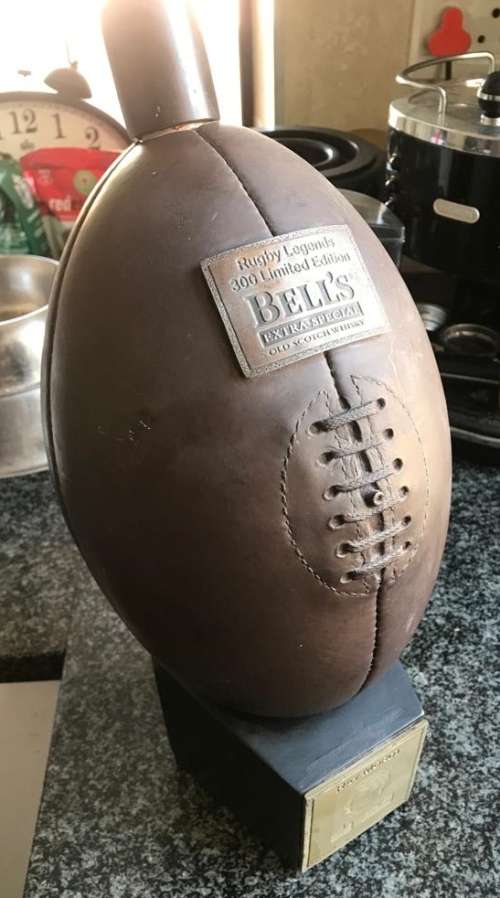 RUGBY MEMORABILIA ITEM - RUGBY BALL LEGENDS BELLS WHISKY DECANTER RAY MORDT LIMITED EDITION OF 300