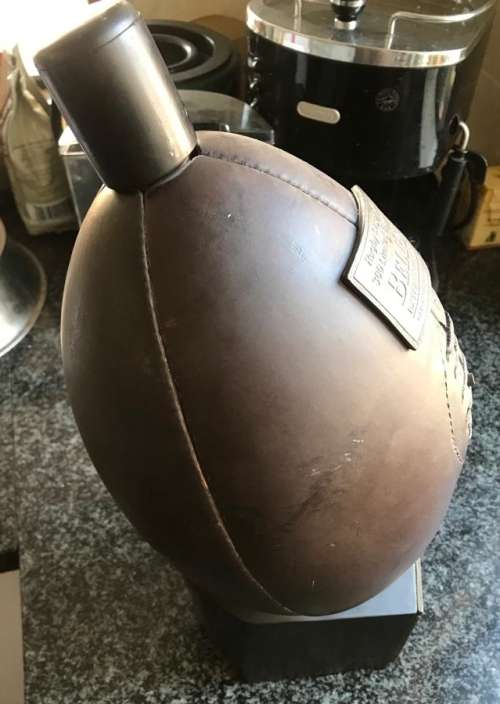 RUGBY MEMORABILIA ITEM - RUGBY BALL LEGENDS BELLS WHISKY DECANTER RAY MORDT LIMITED EDITION OF 300