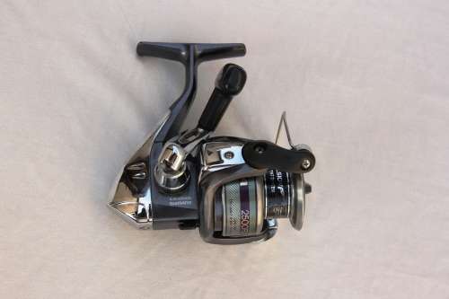 Shimano Sienna 2500 FD Spinning Reel (Fishing)