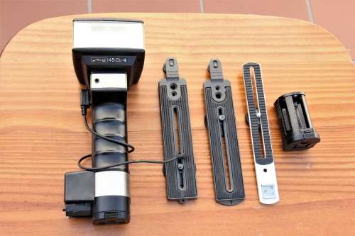Metz 45 CL-4 Handle Mount Flash + Accesories