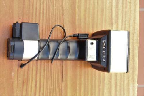 Metz 45 CL-4 Handle Mount Flash + Accesories