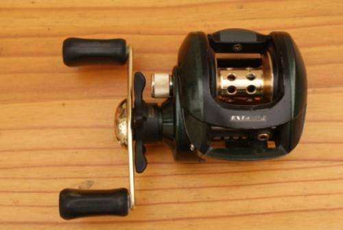 BASS PRO SHOPS EXTREME ETX20HA  6.4:1 BAIT CAST REEL