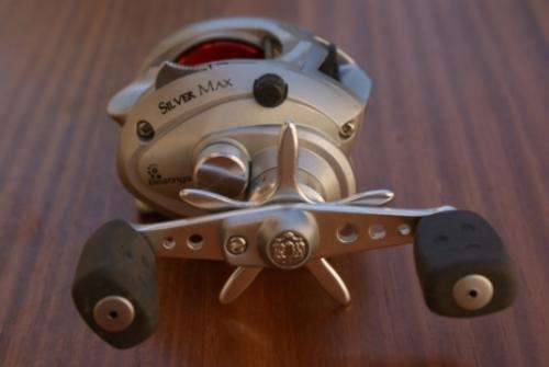 Abu GarciaÂ® SILVER MAX Bait Casting Reel