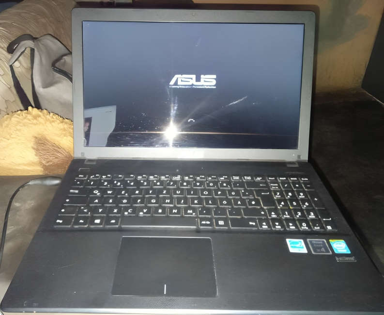 Laptop ASUS N2920
