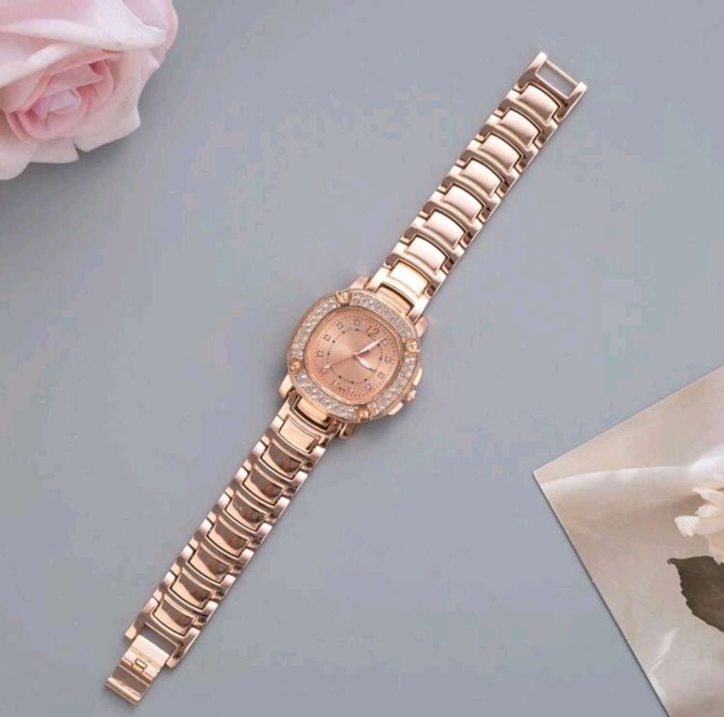 Luxury Women`s Wristwatch Full Starry Sky Square Steel Strap Trendy Quartz Watch