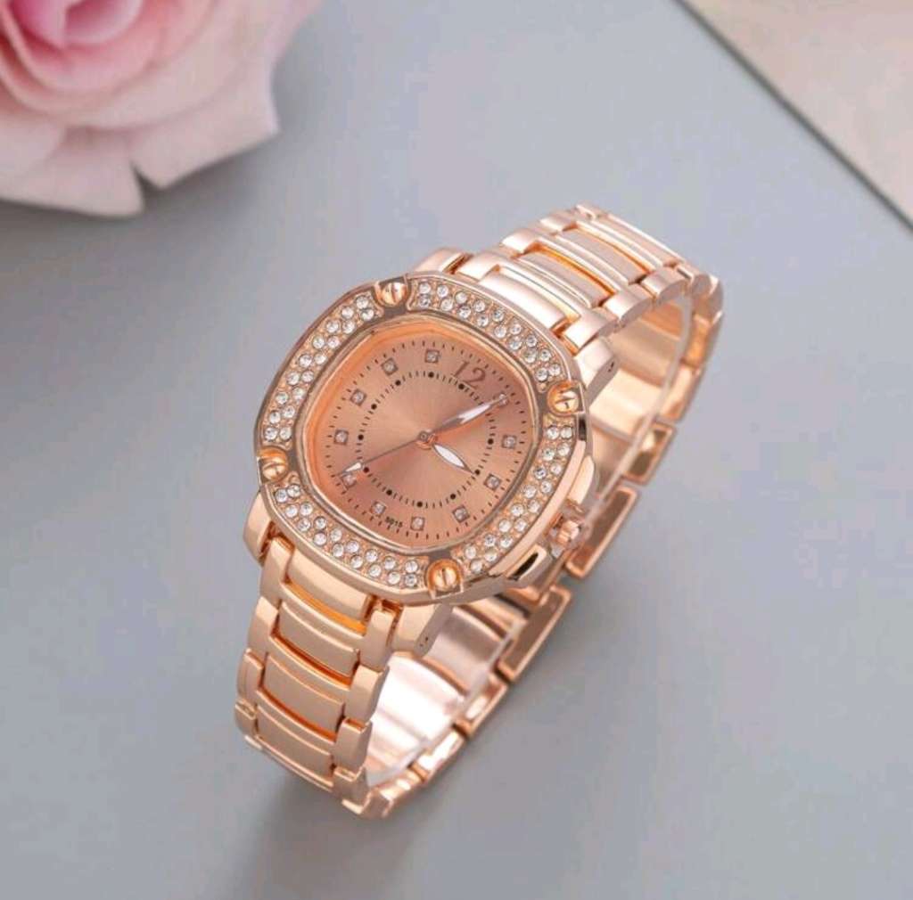 Luxury Women`s Wristwatch Full Starry Sky Square Steel Strap Trendy Quartz Watch