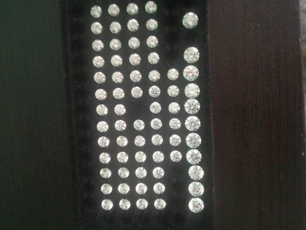 5A AAAAA Cubic Zirconia Loose Stones 0.5ct and 1ct` 62 pieces `