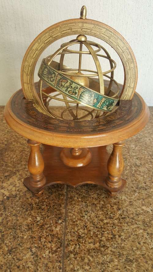 Mercurio d'Oro globe