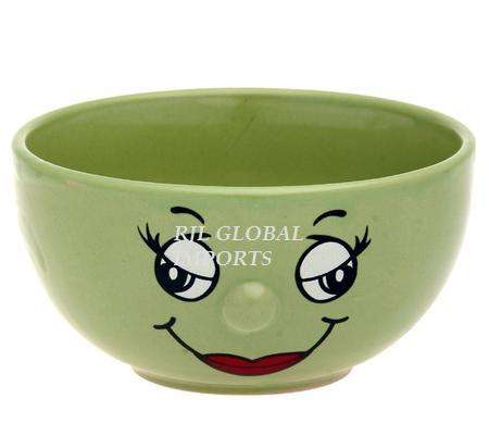 4 x STONEWARE FACE DESIGN SOUP BOWLS