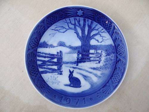 Royal Copenhagen Plate "Hare in Winter" 1971