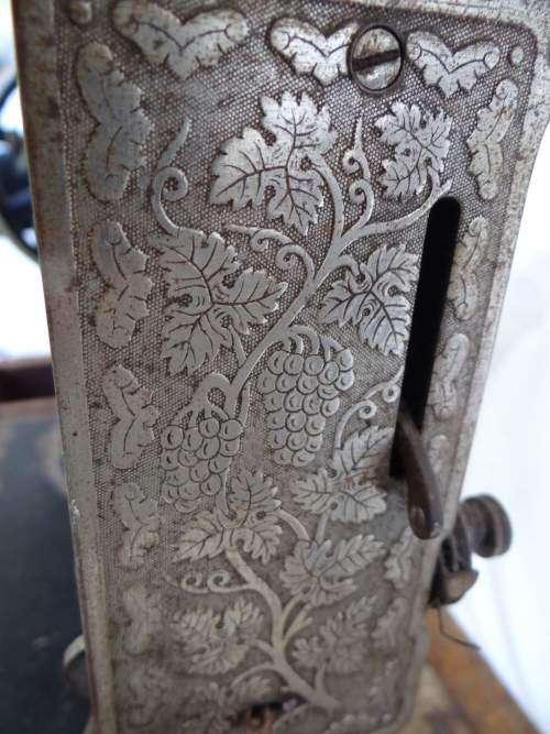 SINGER Sewing Machine 1918 Vintage