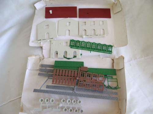 Jouef and Pola Model Kits