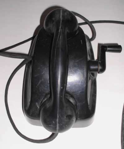 Vintage Siemens crank (Magneto) phone