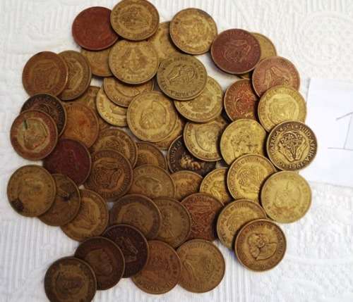 COLLECTABLE LOT of  Van Riebeeck Half Cent x 50
