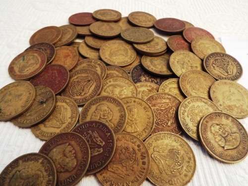 COLLECTABLE LOT of  Van Riebeeck Half Cent x 50