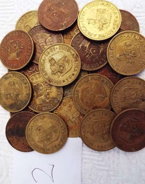 COLLECTABLE LOT of  Van Riebeeck One Cent x 24