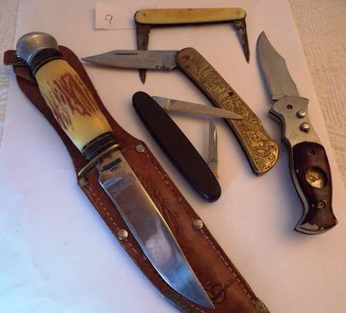 COLLECTABLE LOT OF KNIVES X 5