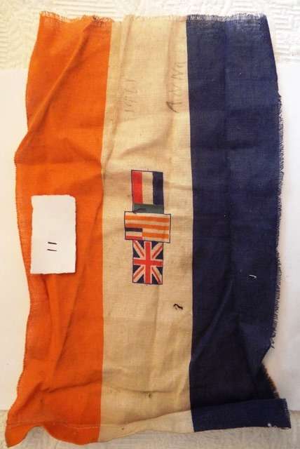 COLLECTABLE OLD LINEN SA FLAG - 1961