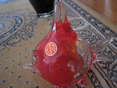 MURANO FISH IN EXCELLENT CONDITION WITH ORIGINAL LABEL