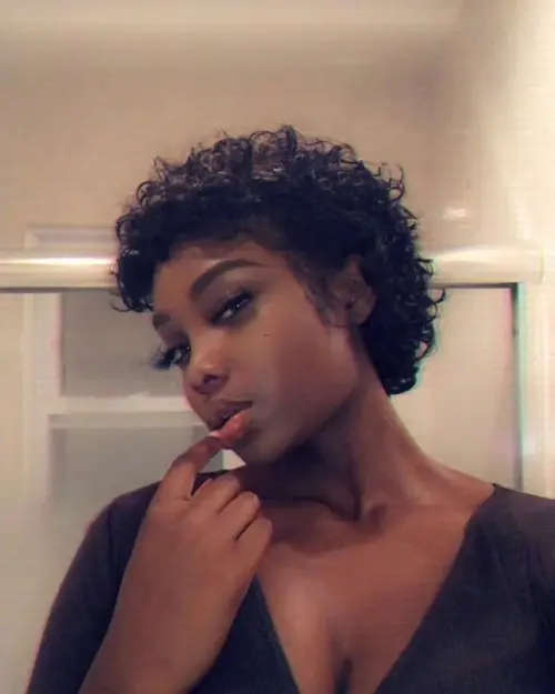 8 inch Peruvian curly pixie wig with 3 part closure