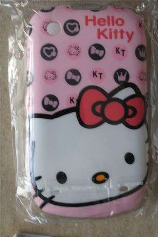 Hello kitty blackberry cellphone cover 8520/9300, special was R40 now R25