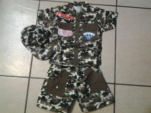 Boys army camo short and shirt with cap size 5-6 years