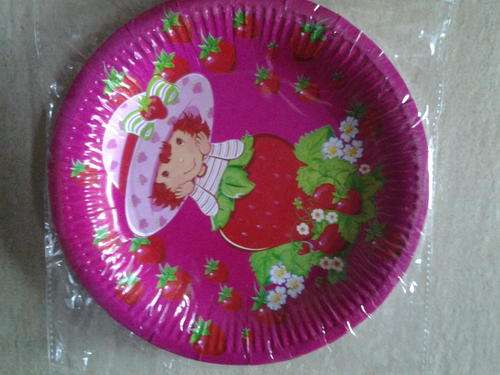 Strawberry shortcake paper plates