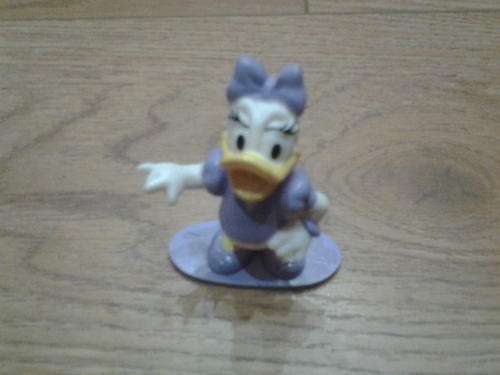 Mickey and friends figurines, perfect to use as cake toppers,  5cm, daisy duck