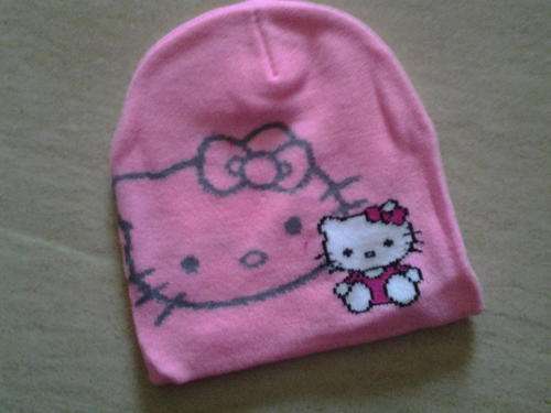 Hello kitty knitted hat/beanie