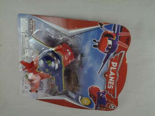 Disney planes plastic perfect to use as caketoppers