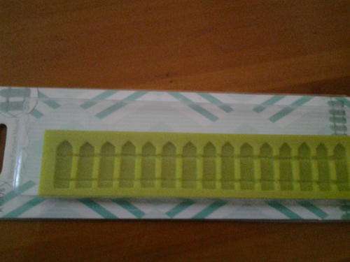 Fence Border Silicone fondant / sugarpaste mould