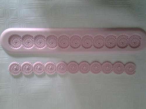 Border Silicone fondant / sugarpaste mould