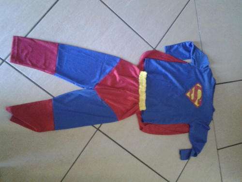 Superman  dress up suite m 4-6 years