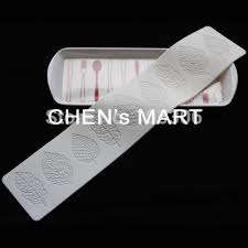 Fondant mat to create sugar laces