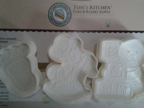 Baby Fondant plunger Cutter, was R40 now R25