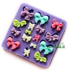 Bow silicone mould, for choclate or fondant, size of mould 7x7cm