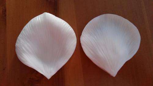 Rose petal silicone mould, for fondant, size of mould 6x6.5cm